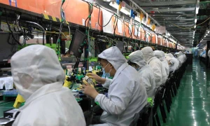 Foxconn наняла 50 тысяч сотрудников для сборки iPhone 16