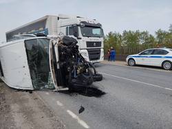 На трассе случилось ДТП с автобусом, пострадали пятеро