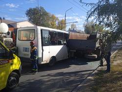 После ДТП с участием маршрутки и 'КАМАЗа' возбуждено дело