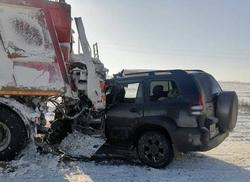 Снегоуборщик смял 'Тойоту'. Водитель погиб