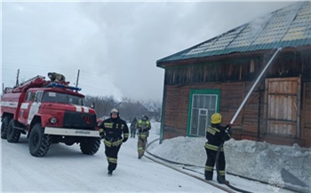 В Красноярском крае загорелся сельский Дом культуры