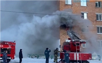 В Назарово в пожаре из-за непотушенной сигареты пострадали два человека