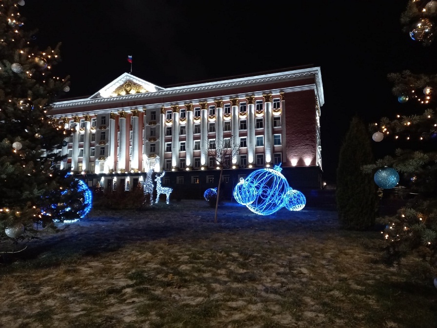 Курский новый год. В преддверии нового года. Новогодние инсталляции для дома. Северный новый год. Новогодний Курск.