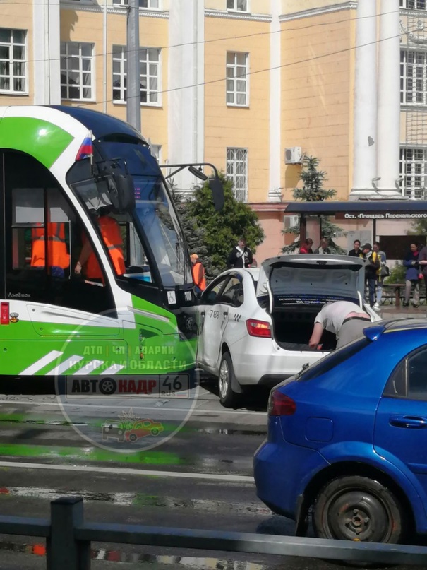 В Курске произошло первое ДТП с новым Львенком