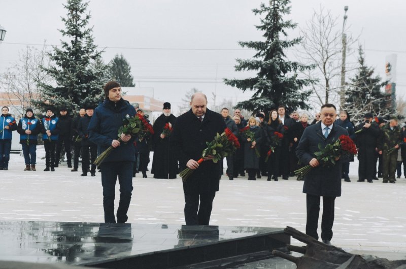 В Курске День Неизвестного Солдата отметили с участием 2 федеральных министров