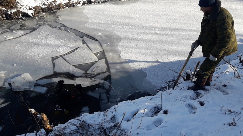 В Курской области мужчина провалился под лёд и утонул в пруду