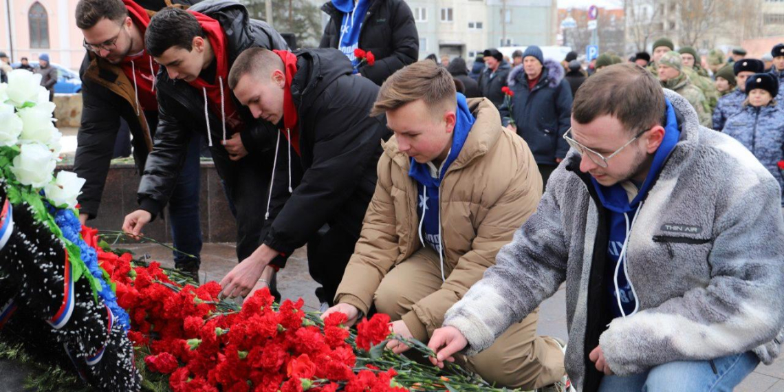 В День памяти воинов-интернационалистов Волонтерская Рота провела памятные мероприятия в регионах