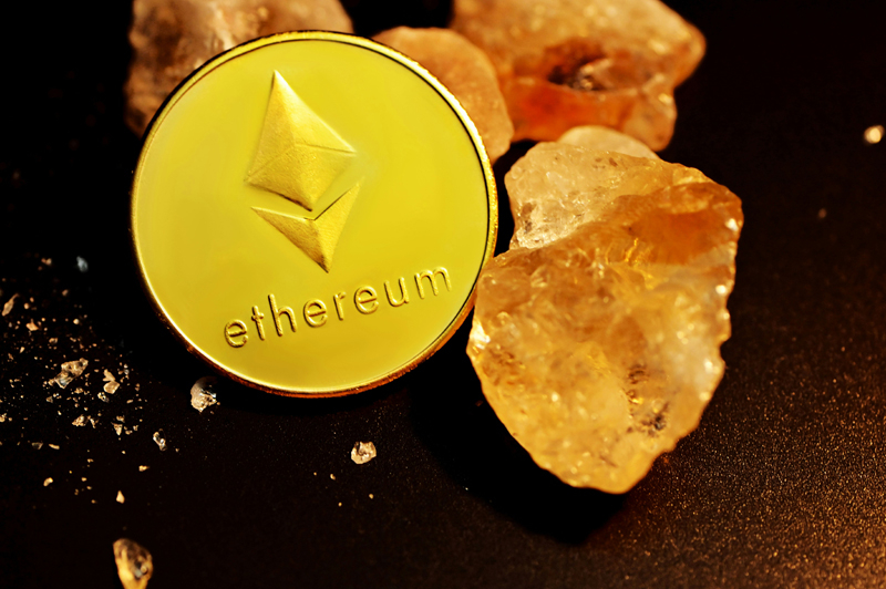 Ethereum взлетел более чем на 20 % и продолжает расти на фоне слухов об одобрении спотовых Ethereum-ETF