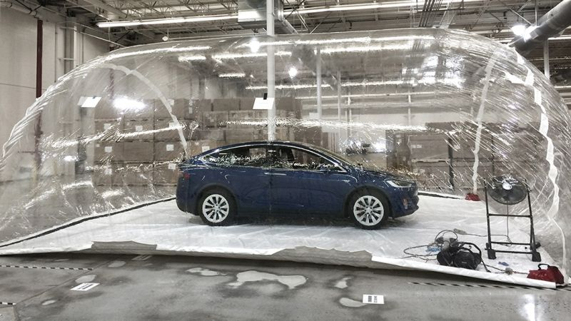 Маск развивает ИИ-стартап xAI, уводя ресурсы и специалистов из Tesla и X,  акционеры хотят это пресечь