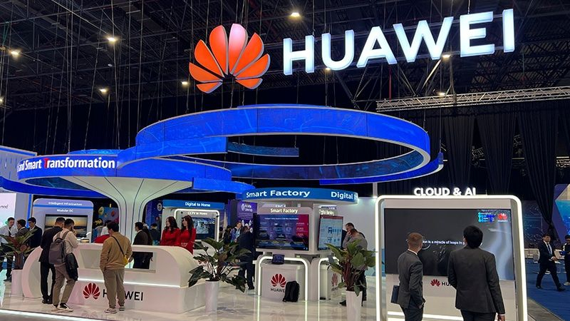 Huawei представит складывающийся втрое смартфон 10 сентября  через день после iPhone 16