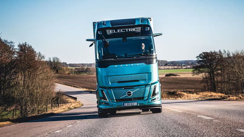 Электрический грузовик Volvo FH предложит запас хода до 600 км