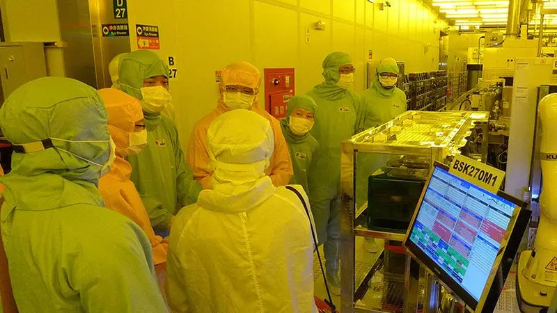 TSMC исправила «ошибку» ASML и вернула акции чипмейкеров в позавчера