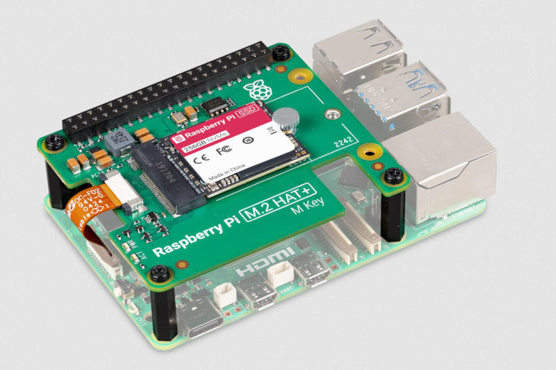 Raspberry Pi представила свои первые SSD