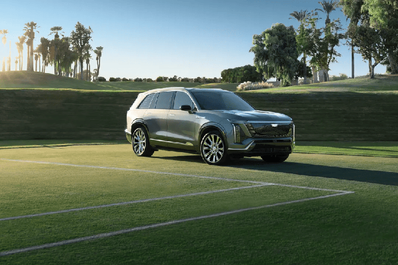 Анонсирован большой электрический кроссовер Cadillac Vistiq 2026 с запасом хода 480 км и ценой от $80 185