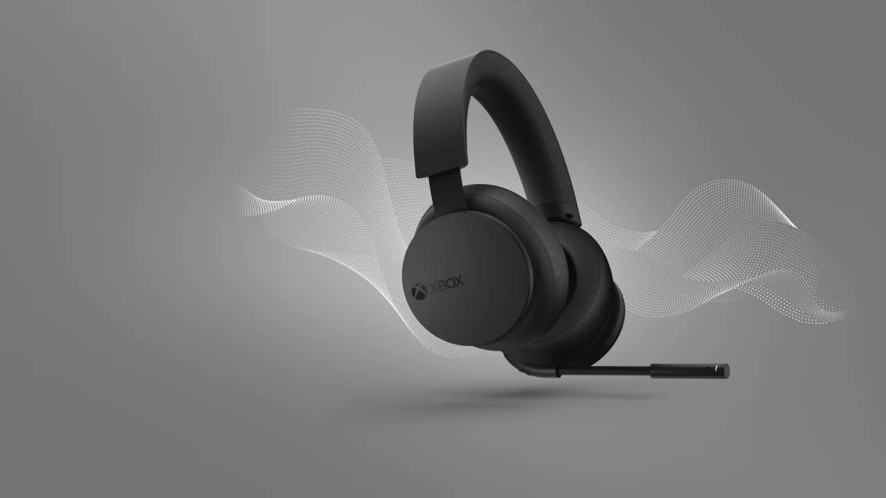 Microsoft представила обновлённую беспроводную гарнитуру Xbox Wireless Headset