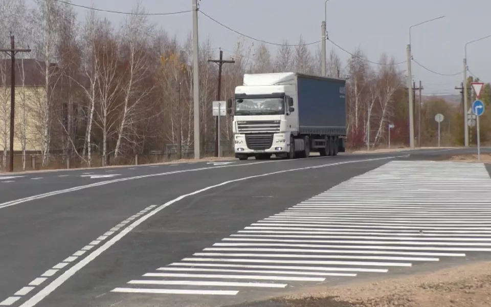 В Алтайском крае открыли два крупных дорожных объекта