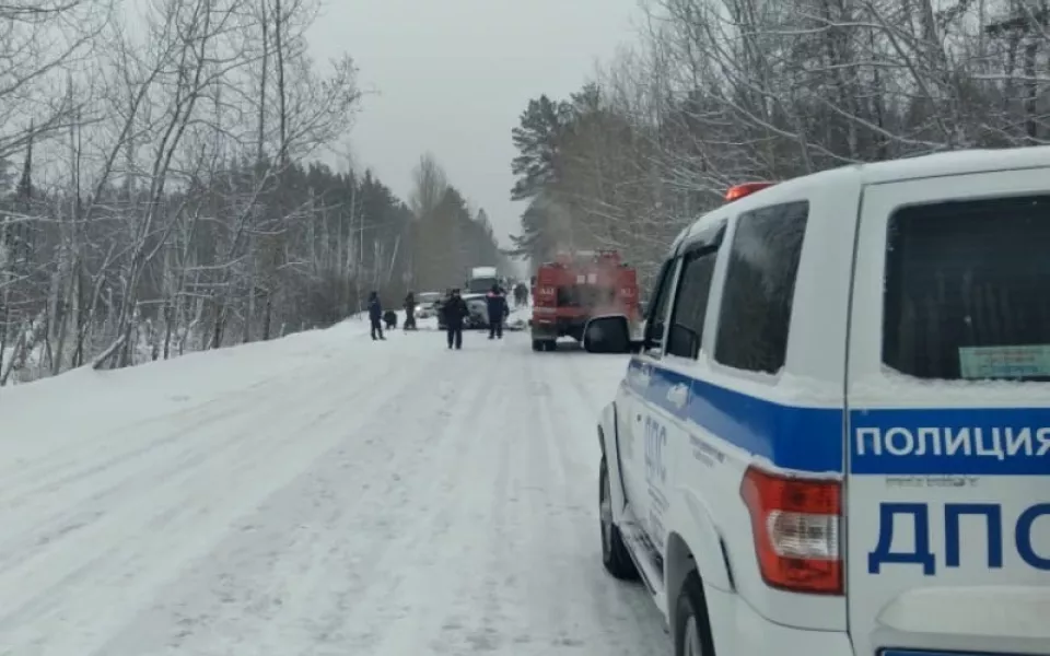 Госавтоинспекция обратилась к водителям Алтайского края после череды встречных ДТП