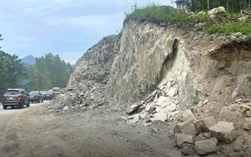 В Чемальском районе временно перекроют участок дороги