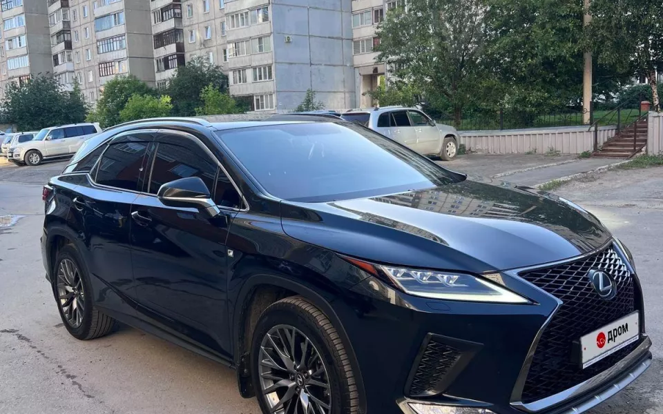 Стильный Lexus RX300 в бронепленке продают за 5,8 млн рублей в Барнауле