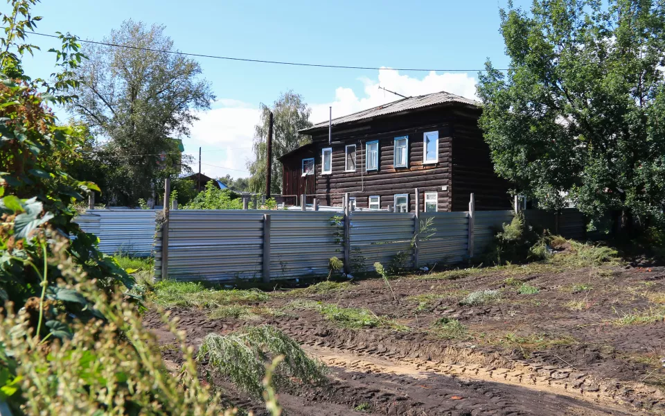 Барнаульский девелопер готовится к освоению ветхого квартала рядом с Плазой. Фото