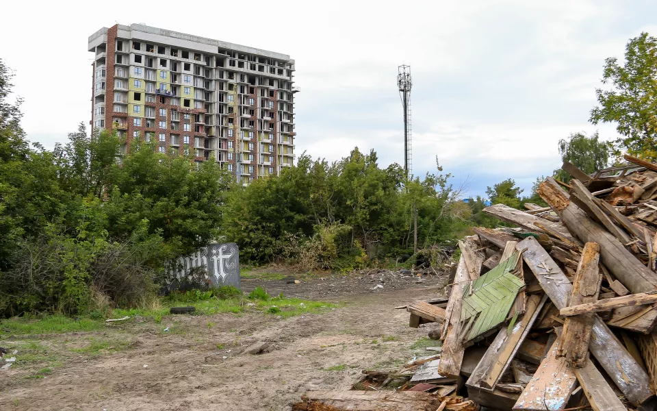 Продано! В центре Барнаула за космические деньги расторговали участок под жилкомплекс