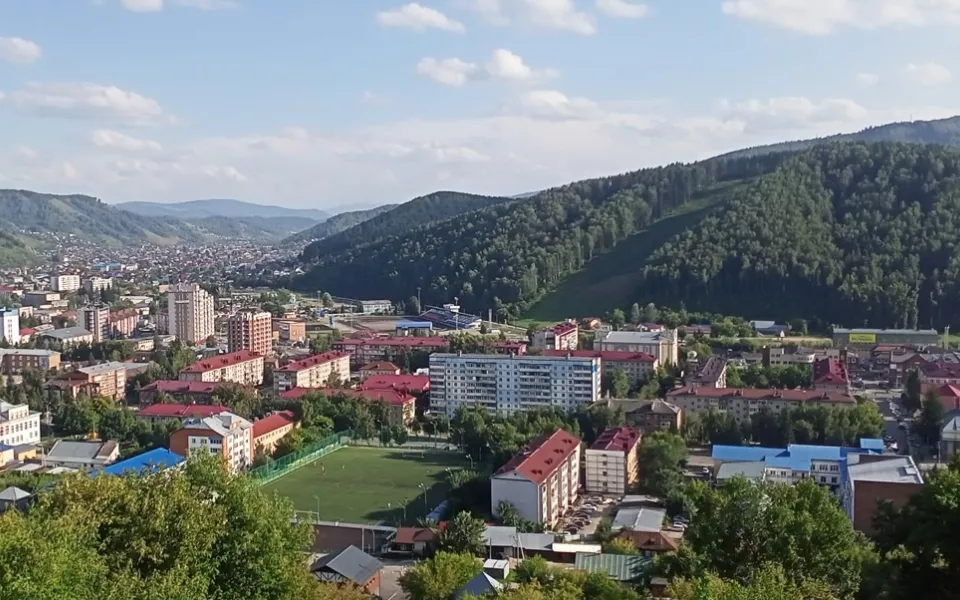 В Горно-Алтайске устроят массовое восхождение и забег на гору Туугая