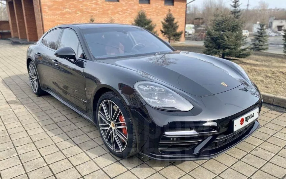 Porsche Panamera с роботизированной коробкой продают почти за 13 млн в Барнауле