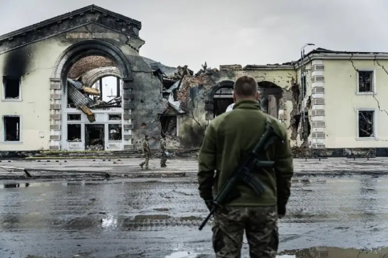 Власти Литвы поддержали идею возвращения на Украину мужчин призывного возраста