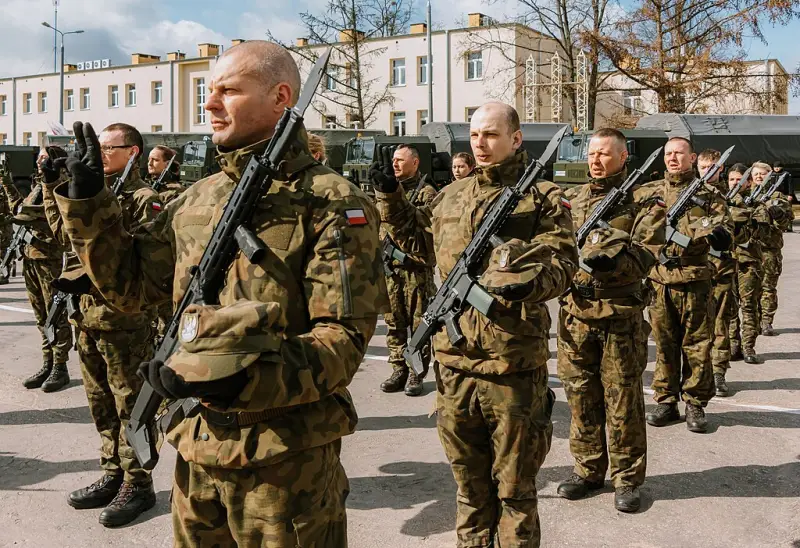 Премьер-министр Польши заявил о начале фортификационных работ на границе с Белоруссией