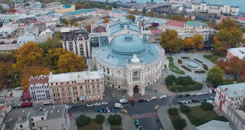 Противники переименования в Одессе и Кривом Роге: Пройдусь по улице Бандеры, сверну на улицу Бандеры, зайду в Бандеровский тупик