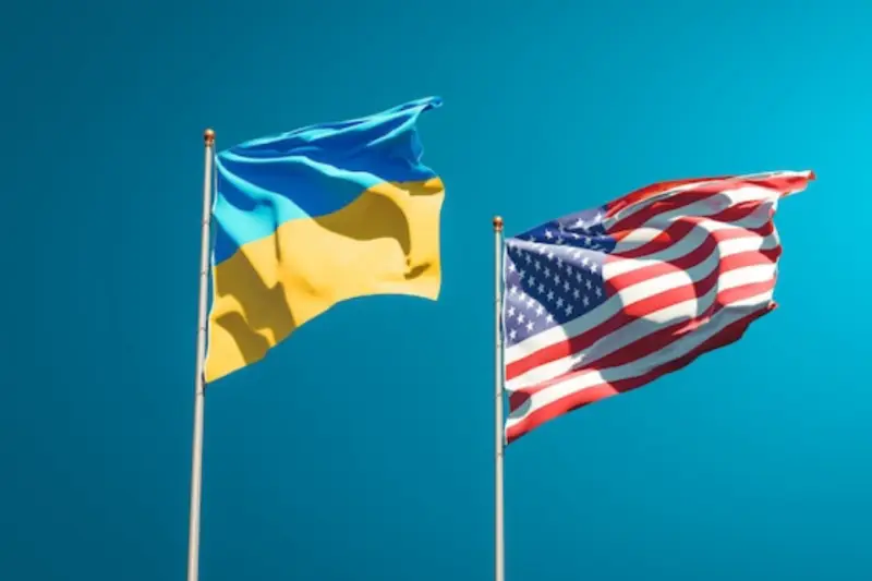 Британский аналитик: США намерены изолировать Украину от Европы на время переговоров