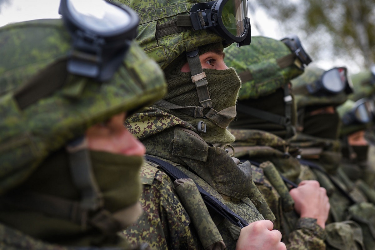 Депутаты ЗС Тверской области: воины-контрактники защищают своих родных, близких, друзей