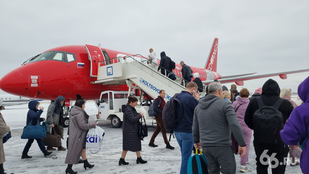 Рейс на 400 пассажиров из Кольцово в Таиланд задержали на сутки