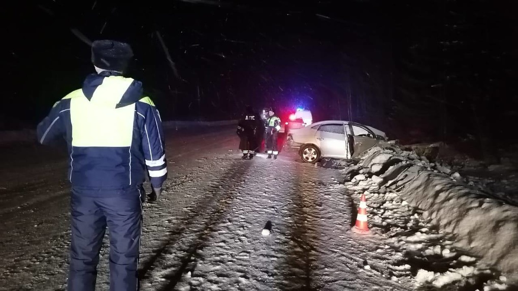 В аварии на Серовском тракте погибли два человека