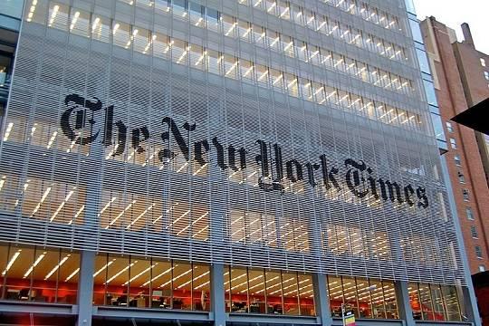 В преддверии выборов сотни сотрудников New York Times вышли на забастовку