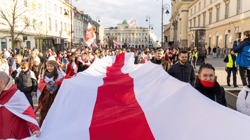 «Стоп американизации»: в Польше протестуют против участия страны в конфликте на Украине