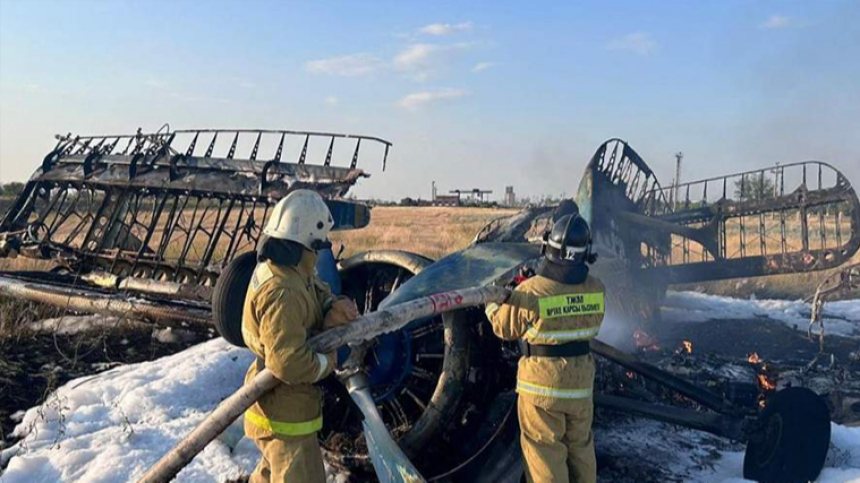 Самолет Ан-2 потерпел крушение в Казахстане