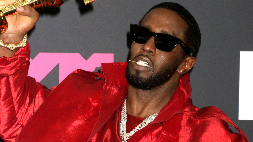 «Худший кошмар P. Diddy»: найден старый телефон рэпера с компроматом на него