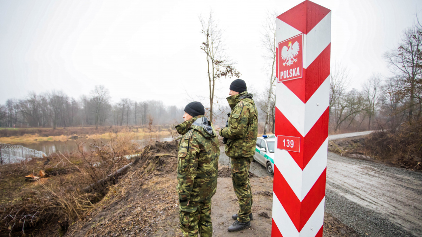 «В тяжелом состоянии»: польские силовики избили беженок на границе с Белоруссией