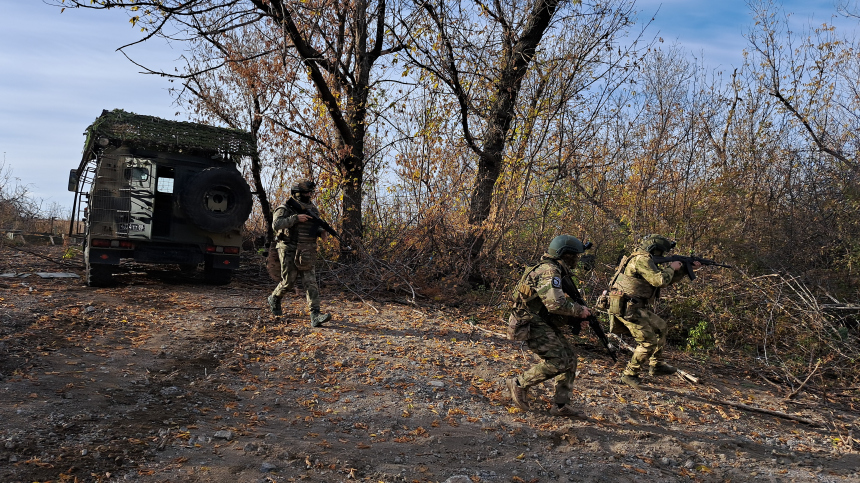 Российские военные взяли в кольцо группировку ВСУ под Курахово