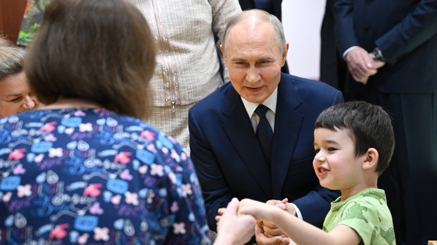 «Владимир Владимирович научит»: пациент Центра реабилитации пригласил Путина в Ухту