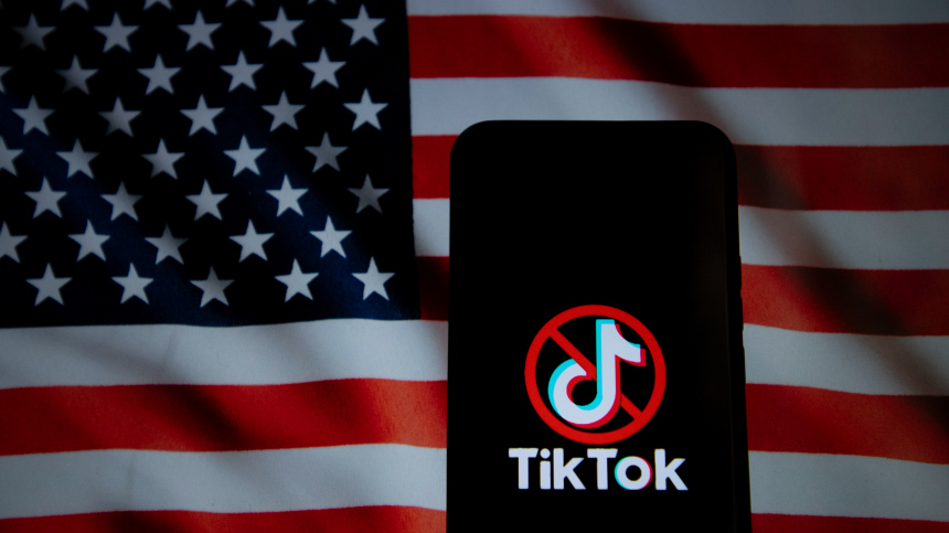 Соцсеть TikTok перестала работать в США