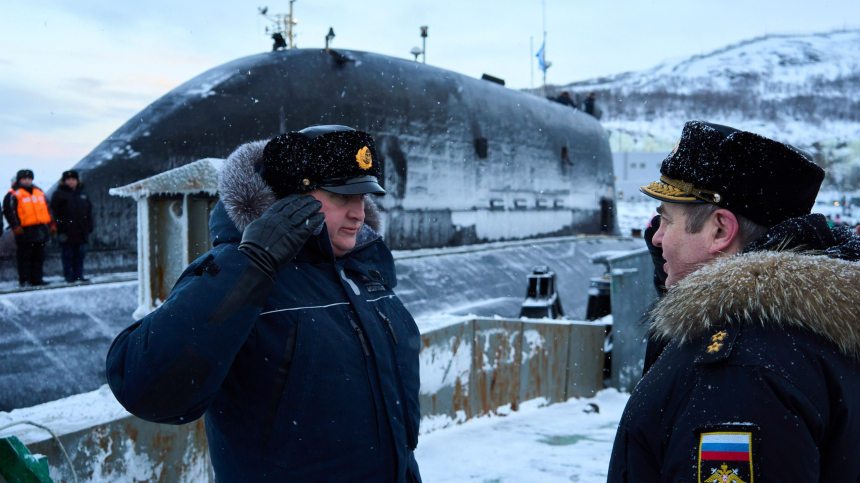 Атомная подлодка Архангельск прибыла в пункт постоянного базирования Северного флота