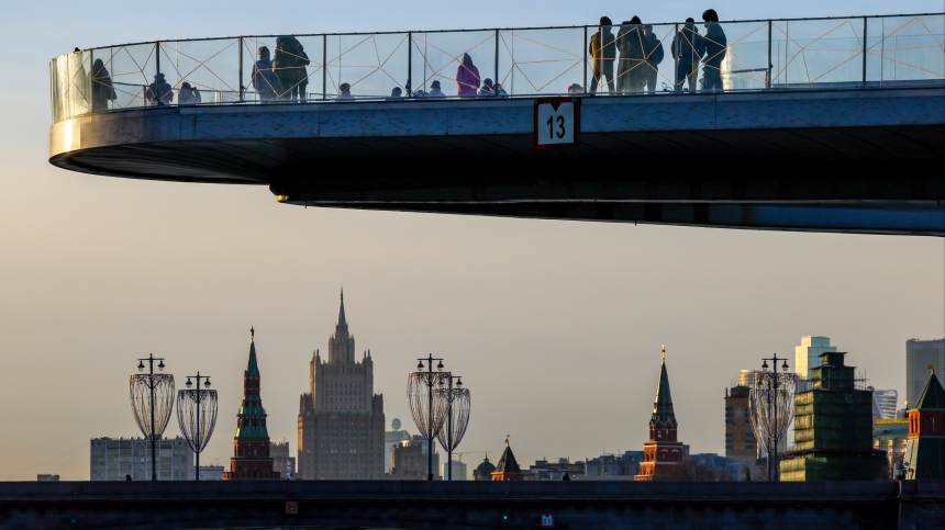 Температура бьет рекорды: какая погода ожидается в Москве и Петербурге