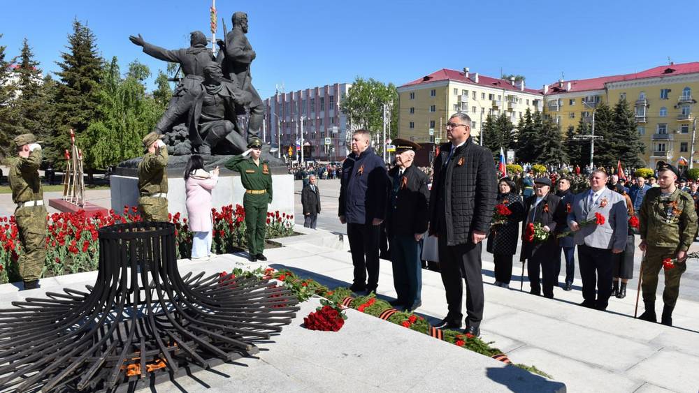 В Брянске в День Победы прошла акция «Огонь Памяти»