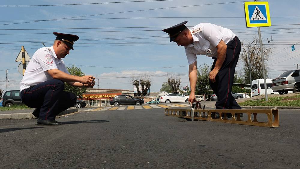 В Брянске обновили дорогу и построили тротуар на улице Щукина