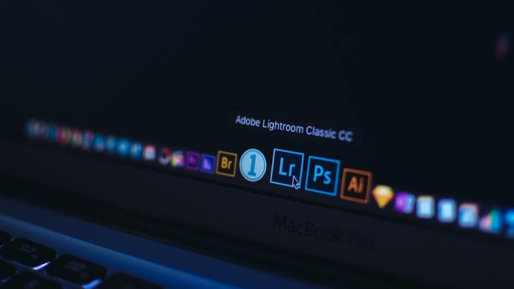 Пользователи Photoshop разгневались из-за права Adobe следить за ними