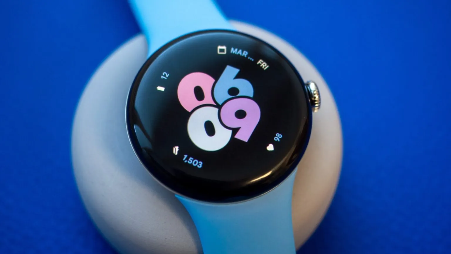 Google сломает поддержку старых циферблатов для умных часов с выходом Wear OS 5