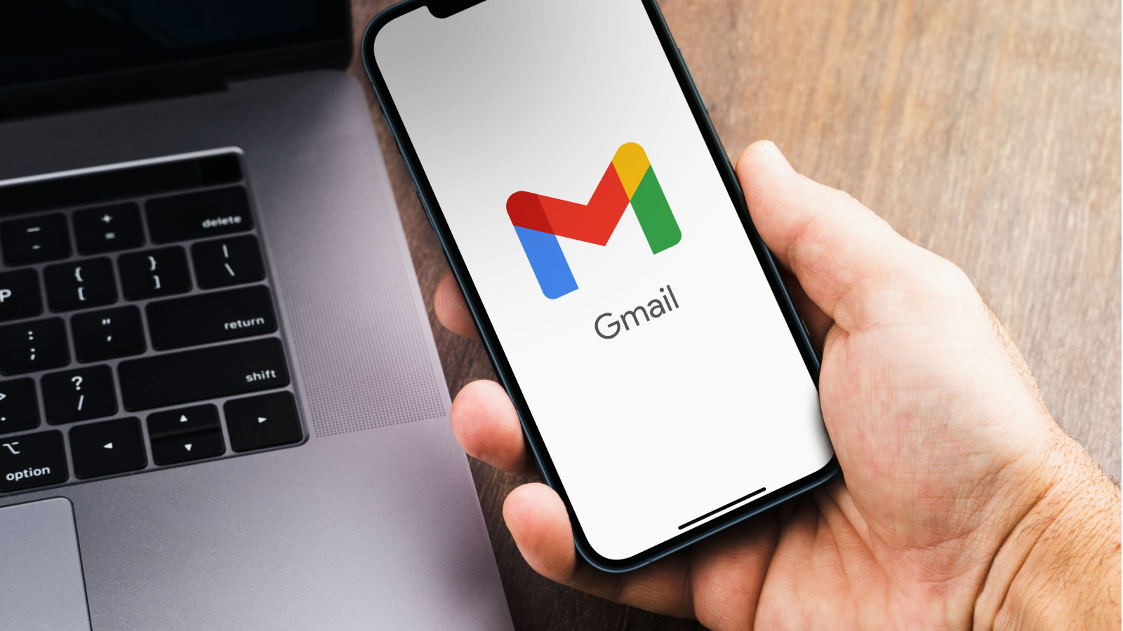 У владельцев iPhone в России почта Gmail начала работать с перебоями