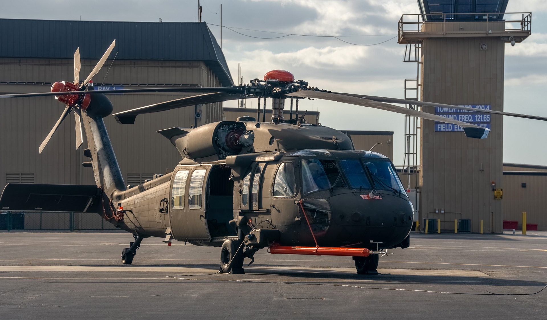 Военный вертолёт Black Hawk с новым двигателем прошёл наземные испытания